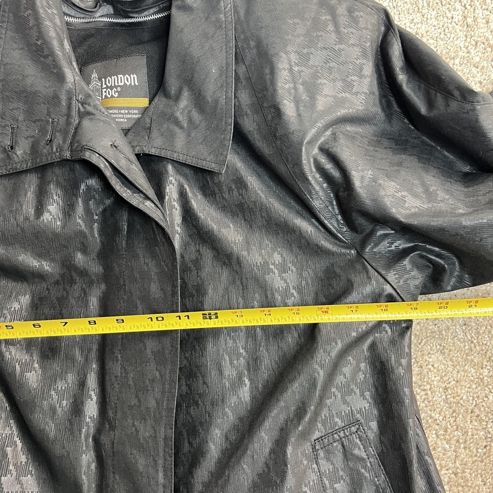 Vintage London Fog Coat Womens 4 Petite Gray Check Long Trench Lined Raincoat - Picture 7 of 10